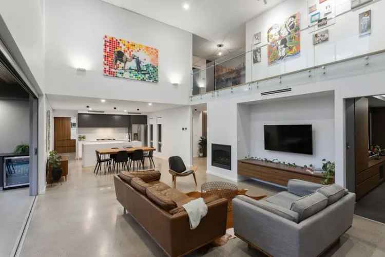 Luxury Maylands Residence: Contemporary Design, Premium Finishes