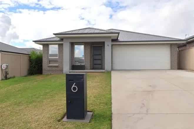 House For Rent , 6, Basalt Way, Bathurst, New South Wales