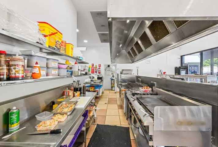 Fitted Café Carvery for Lease Willawong Industrial Estate 140sqm