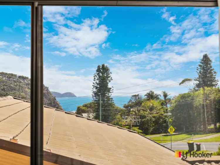 House For Sale in Malua Bay, New South Wales