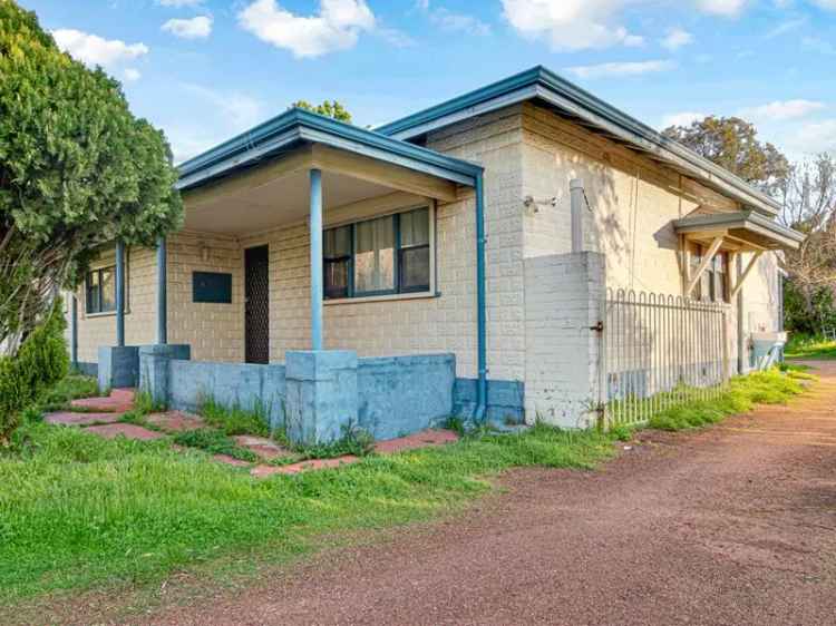 House For Sale in City of Gosnells, Western Australia