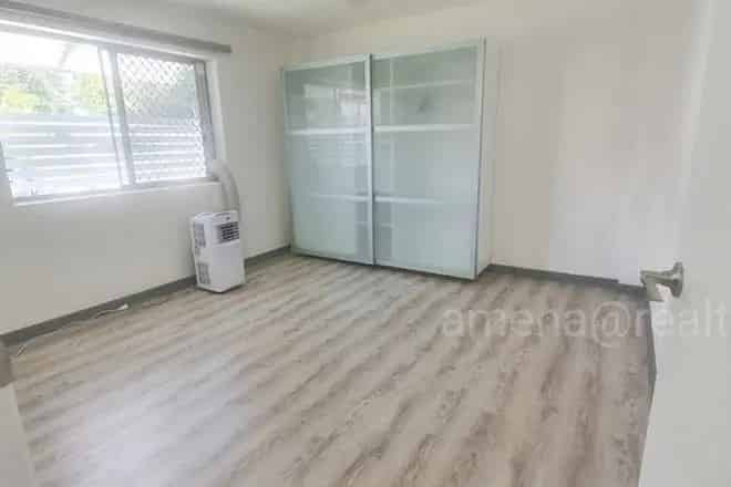 Block of units For Rent , 8, Callitris Street, City of Brisbane, Queensland