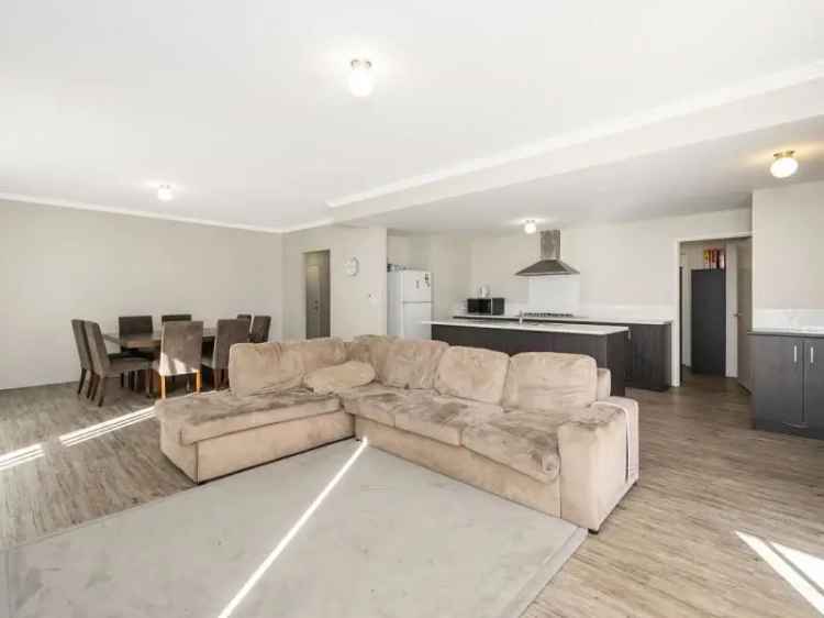 House For Sale in City of Rockingham, Western Australia