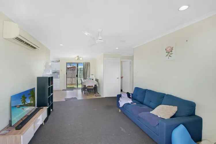 Buy low maintenance brick unit in Mackay with modern features