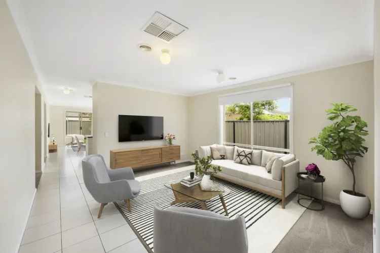 Buy House with 3 Bedrooms and Backyard in Tarneit