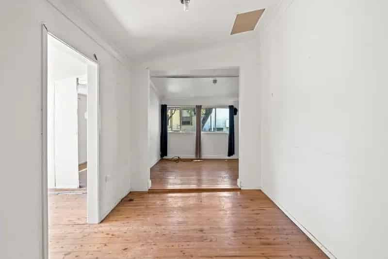Character Cottage - Renovate or Redevelop