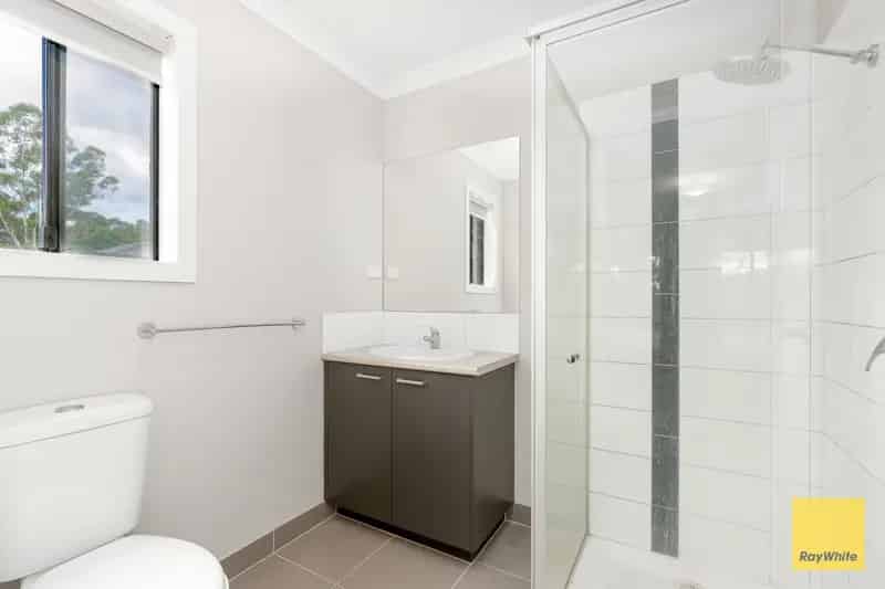 Stunning Family Home at 2 Moira Court, Ascot!