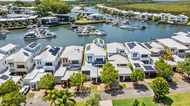Luxury Marina Residence with Large Pontoon