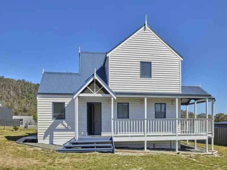 House For Sale in Bicheno, Tasmania