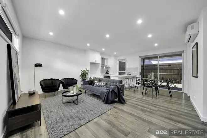 House For Sale in Melbourne, Victoria