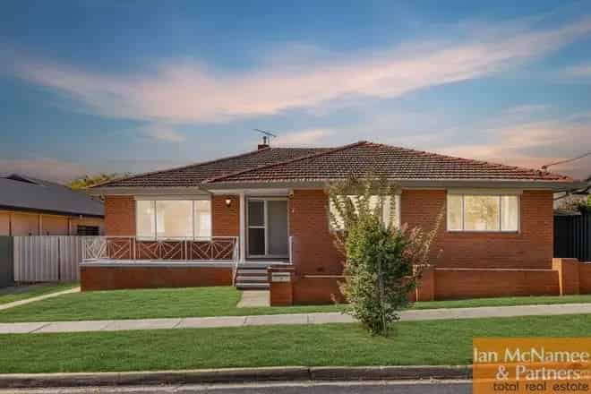 House For Sale , Queanbeyan, New South Wales