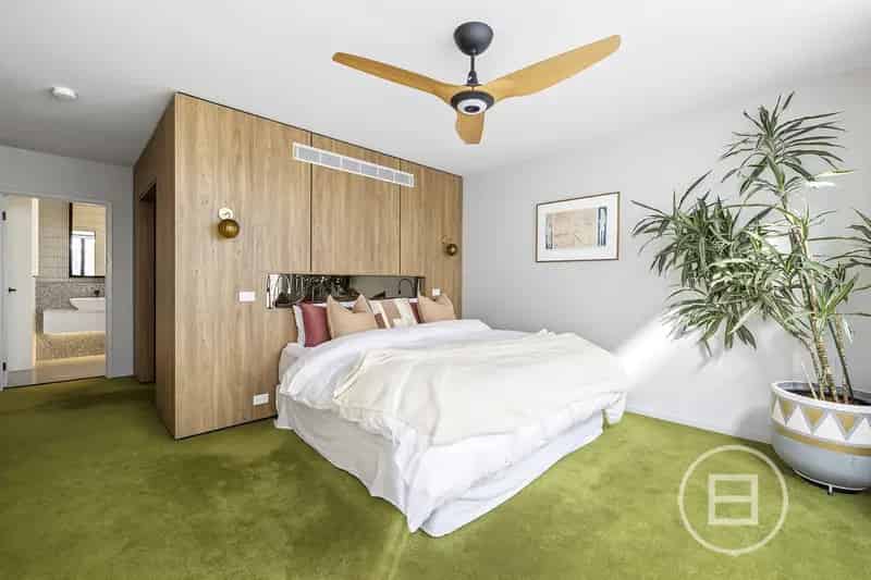 Buy House Baker Street with Solar and Heated Pool St Kilda