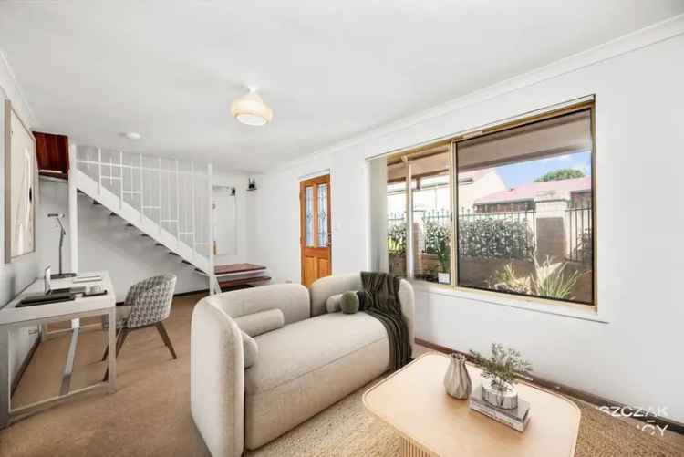 Townhouse For Sale - 136c Centre Street, Queens Park WA 6107