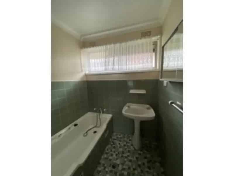 3 Bedroom House In Parramatta