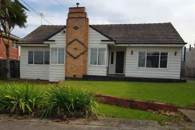 House For Sale in Melbourne, Victoria