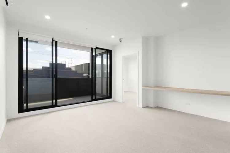 3 Bedroom 2 Bathroom Melbourne Apartment 268m²