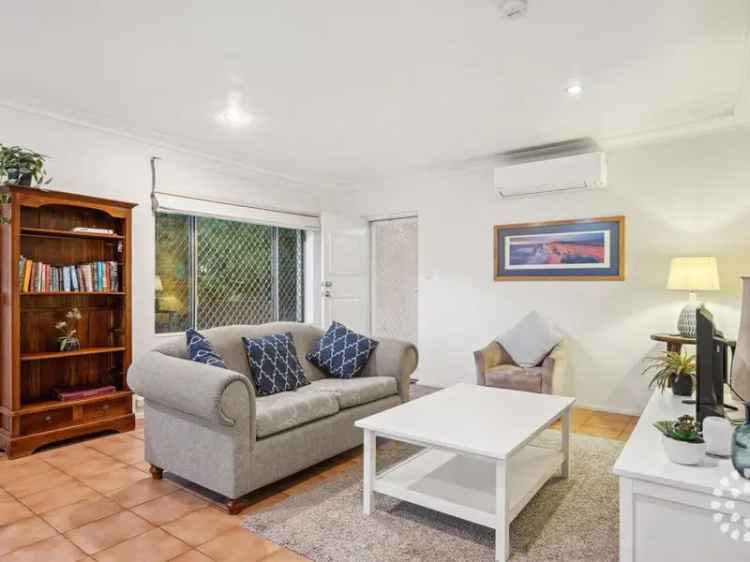 Fremantle Solid Brick & Tile Home - Ideal for First Home Buyers & Investors