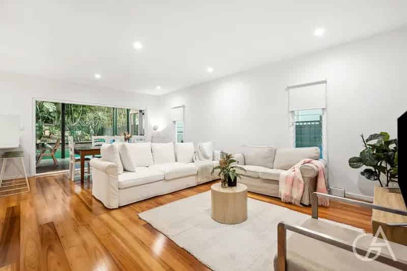 Modern Oasis or Multigenerational Family Home in the Heart of Paddington!