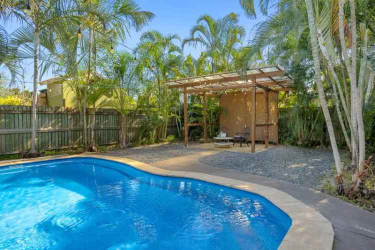 Rent Spacious 4 Bedroom Home with Pool in Redcliffe