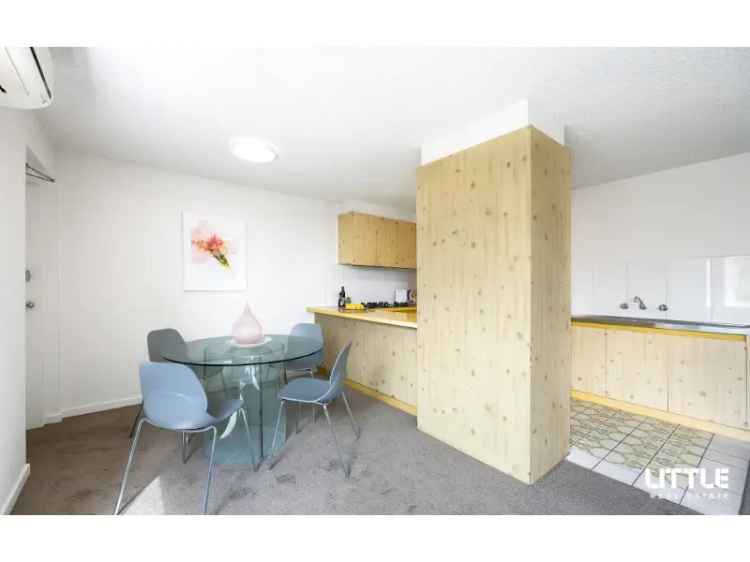 Escape The Hustle And Bustle Is This Extra Large Apartment,