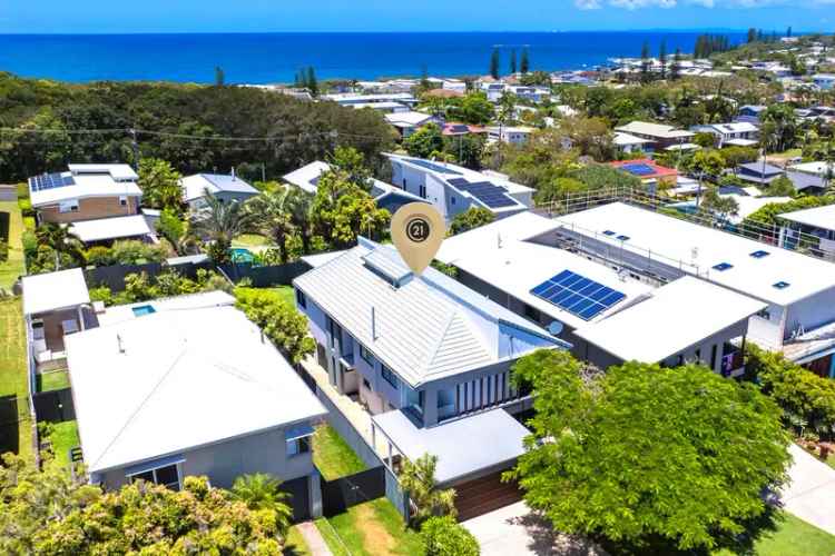 Moffat Beach House For Sale 3 3 Stunning Family Home Steps To Beach