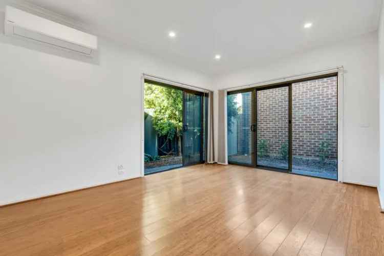 3 Bedroom Townhouse Keilor East Modern Comforts Low Maintenance