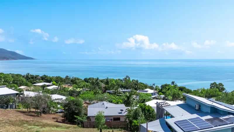 FOR SALE BY FIONA DONNELLAN - Ocean & Island View Dream Block Awaits You