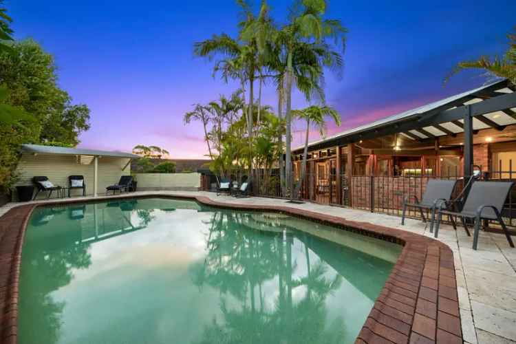 Spacious Family Home with Pool Entertainer's Haven Belrose