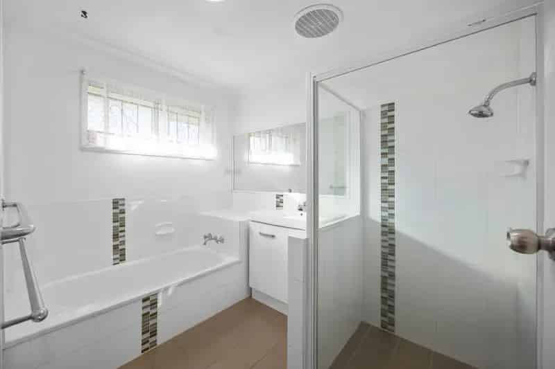 6 Anning Avenue, Golden Beach QLD 4551 - House For Lease