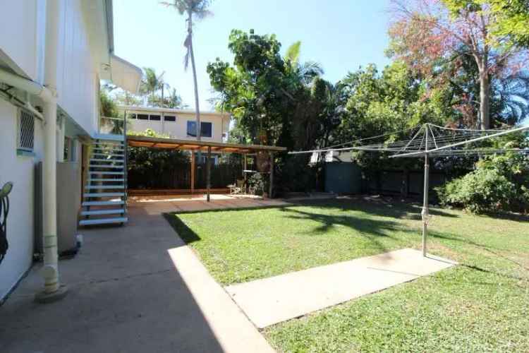 Buy House in Heatley Featuring Three Air Conditioned Bedrooms