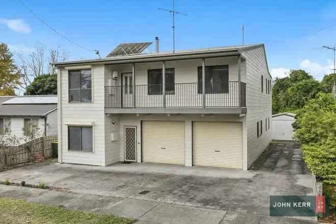 House For Sale , 7, Kent Street, Moe, Victoria