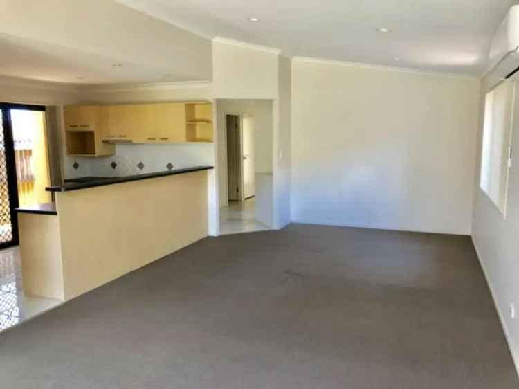 Rent a house in Kedron with three bedrooms and large backyard