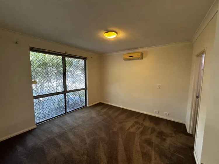 House For Rent in City of Cockburn, Western Australia