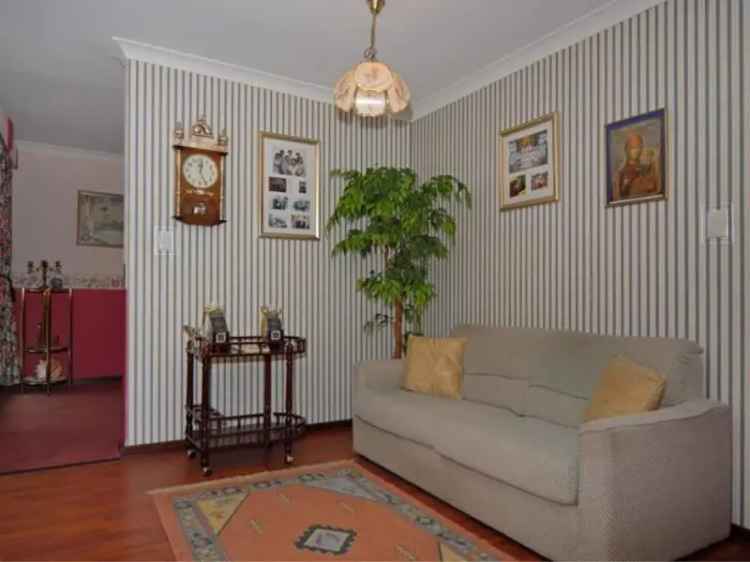 House For Sale in City Of Kalamunda, Western Australia