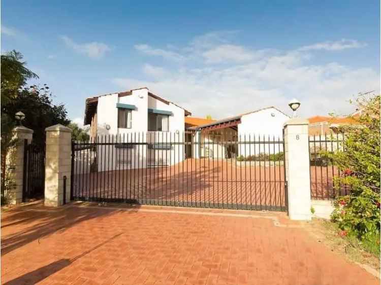 House For Sale in City of Stirling, Western Australia