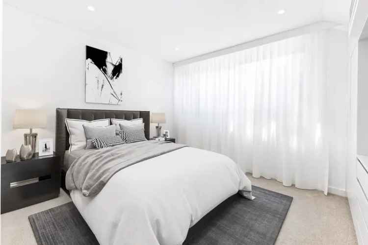 Luxury 4-Bedroom House for Lease in Erskineville