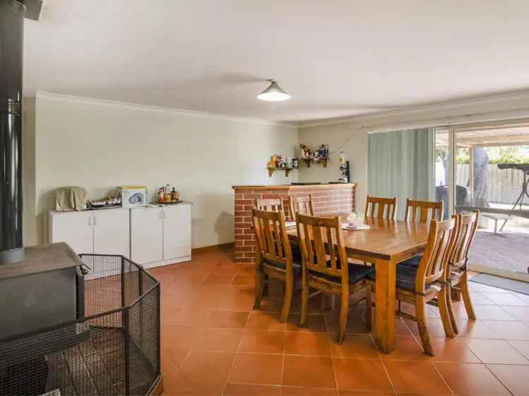 House For Sale in Busselton, Western Australia