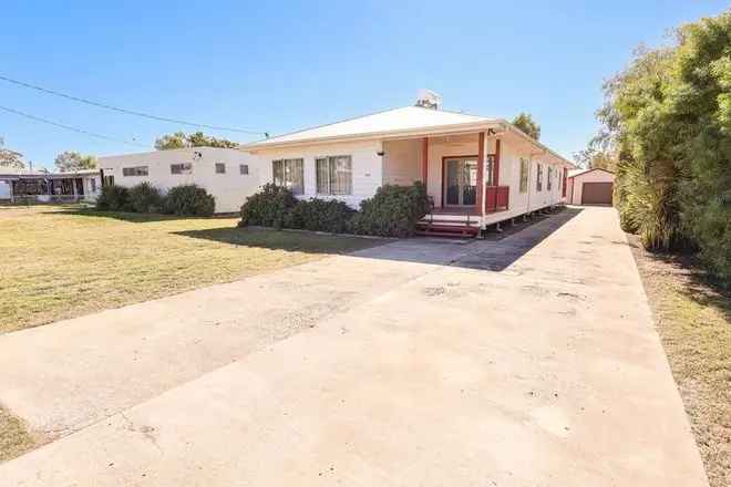 House For Sale in Roma, Queensland