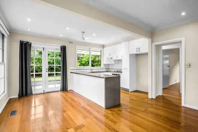 House For Rent , 5, Berkefeld Court, Melbourne, Victoria