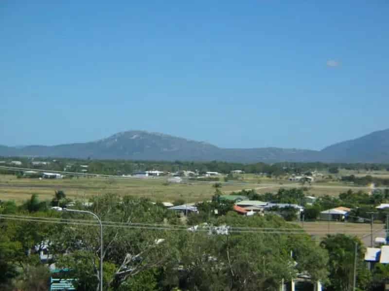 Potential to Buy Land for Duplex in Elevated Site with Great Views