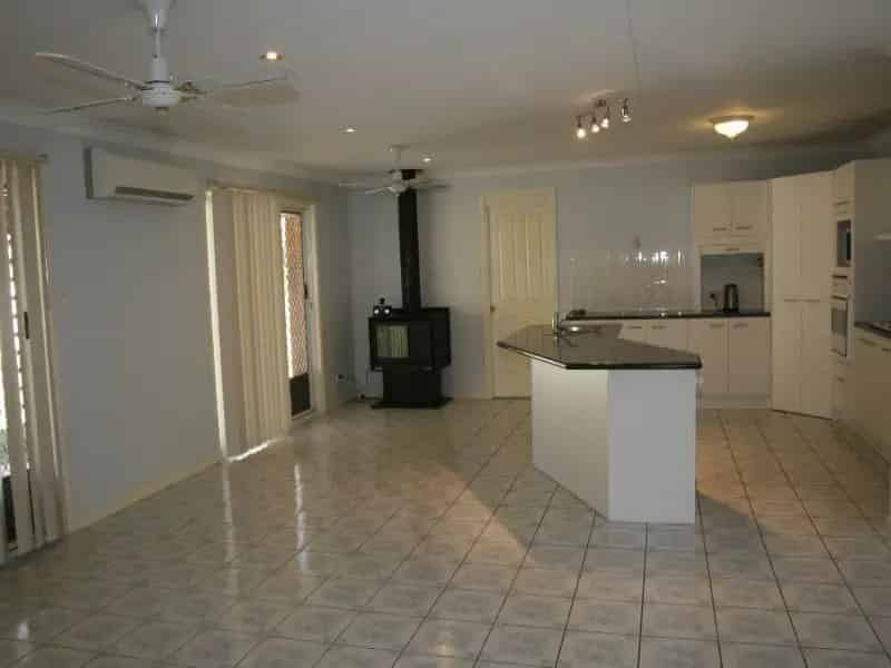 Real Estate For Lease - 2 Springfields Road - Chambers Flat , QLD
