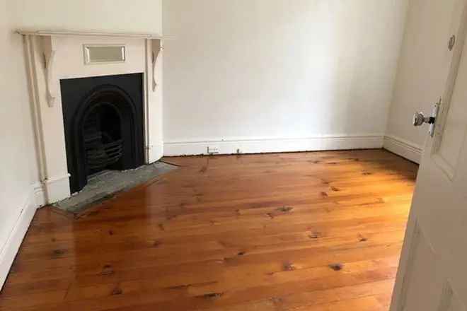 Carlton 2 Bedroom Flat - Pet Friendly - Flexible Lease