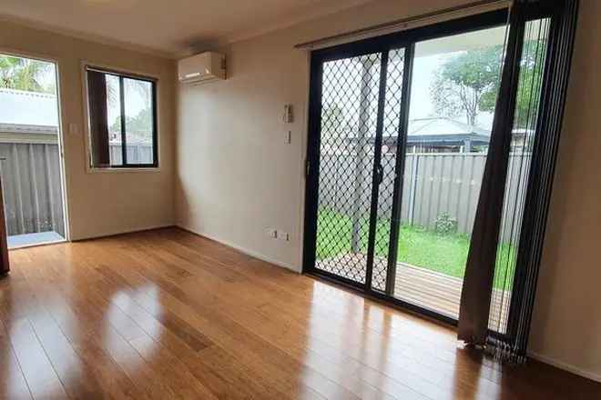 Granny Flat Seven Hills - 3 Beds, Renovated, Near M4M2