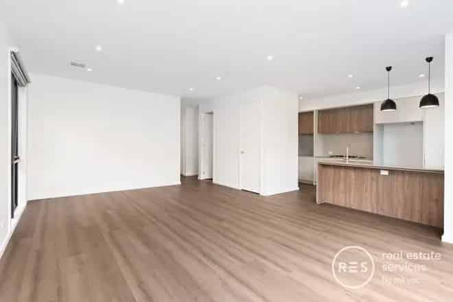 House For Rent , 12, Power Street, Melbourne, Victoria