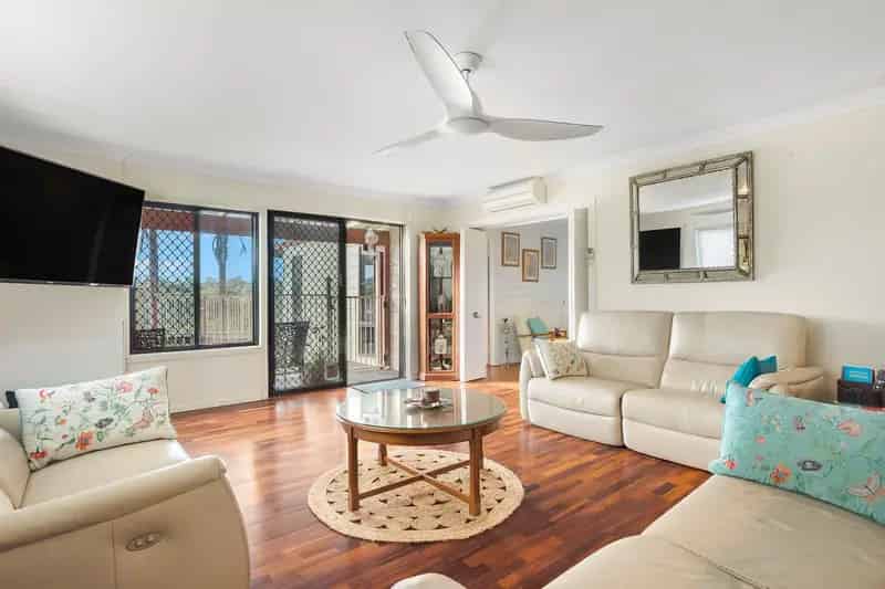Real Estate For Lease - 9 Verdun Place - Engadine , NSW