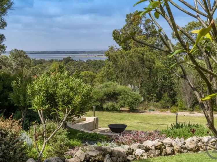 House For Sale in City of Mandurah, Western Australia