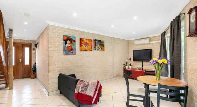 4 rooms house of 270 m² in Sydney