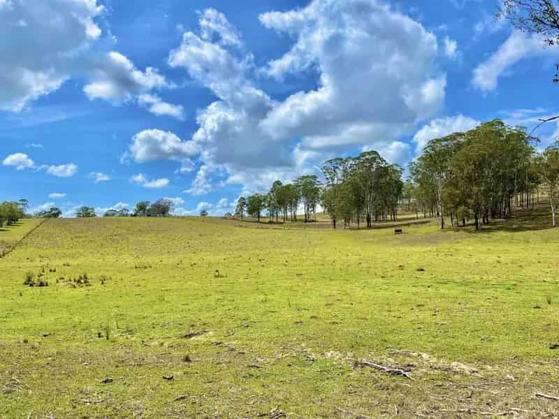 Buy rural property in Piora with excellent features and breathtaking views