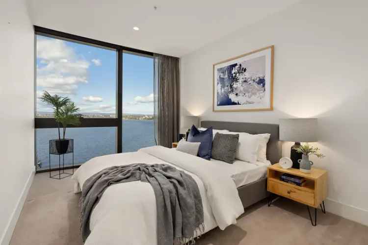 Rent Luxury 3 Bedroom Apartment in Perth with Waterfront Views