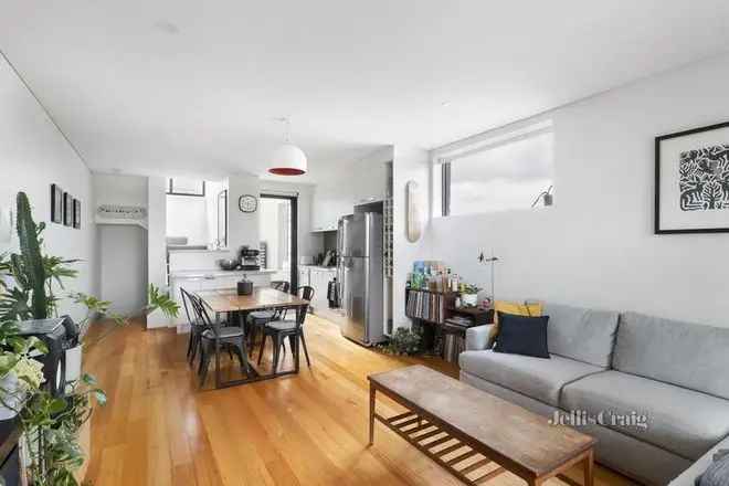 House For Sale in Melbourne, Victoria